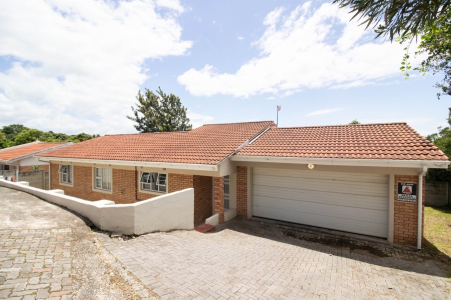 3 Bedroom Property for Sale in Beacon Bay Eastern Cape